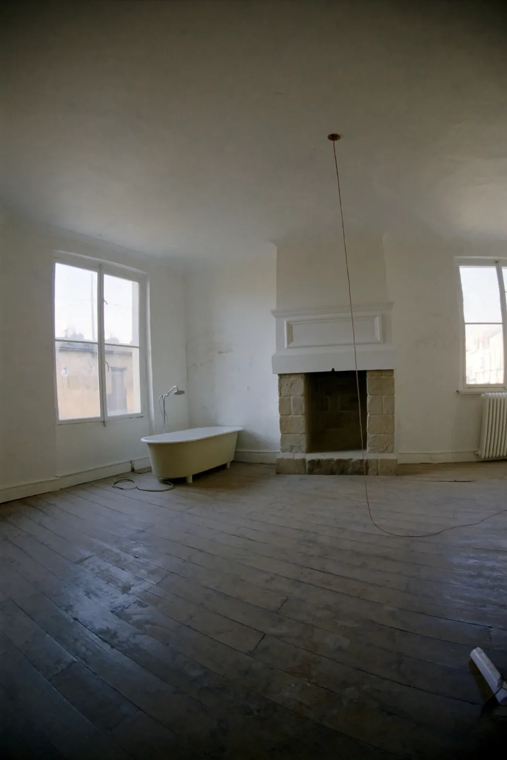 The Grand Atelier: the corner of the building, light from two sides.